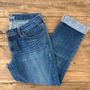 Old Navy Diva 8 Short